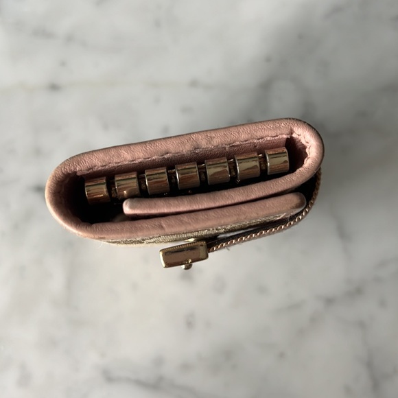 Gucci monogram canvas 6 key holder - Picture 3 of 3